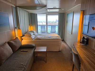 Foto von Verandakabine Komfort mit 2 Bädern 12172 auf AIDAperla